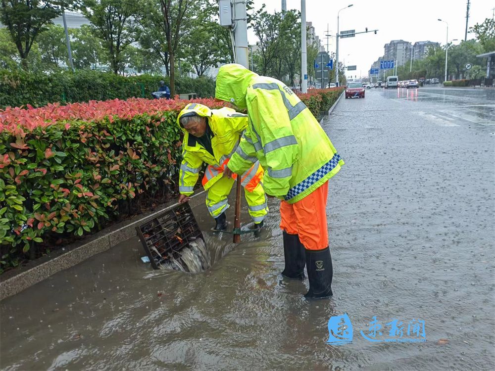 宿迁地区迎来台风最新动态，共迎风雨洗礼！